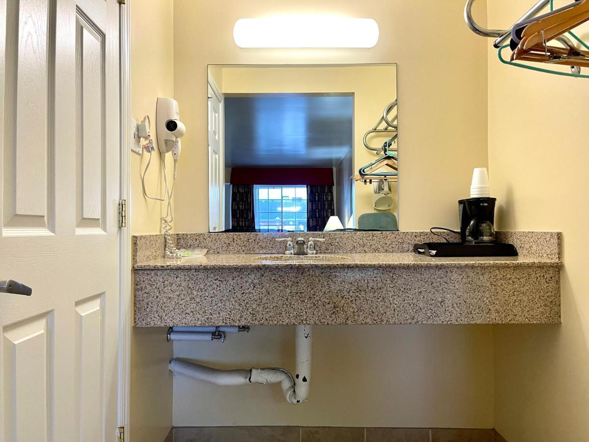 Passport Inn Somers Point - Somers Point Exteriör bild